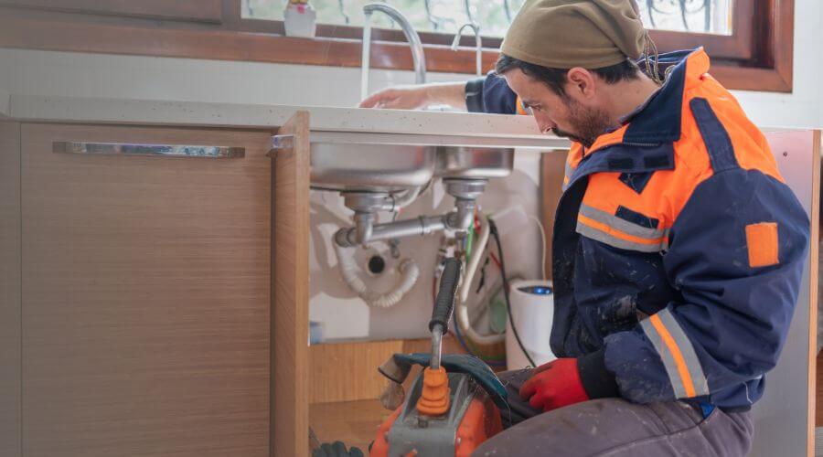 Local tankless water heater installation in Benton, IA